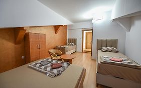 Hostel Izvor